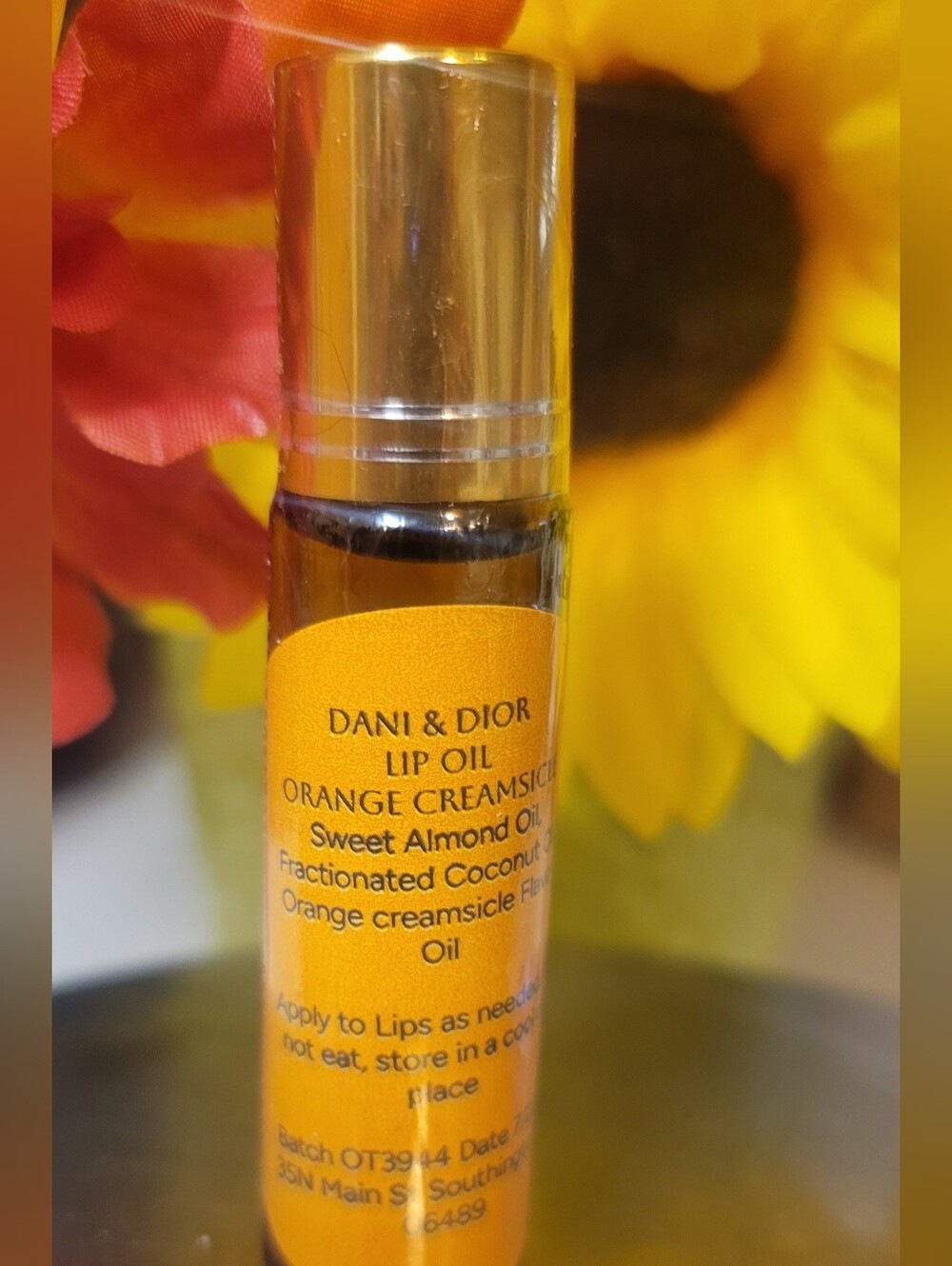 Dani & Dior Lip Oil ~ Orange Creamsicle (1 Rollerball)